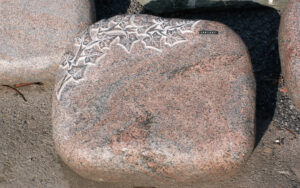 Beispielfoto Felsen Grabmal